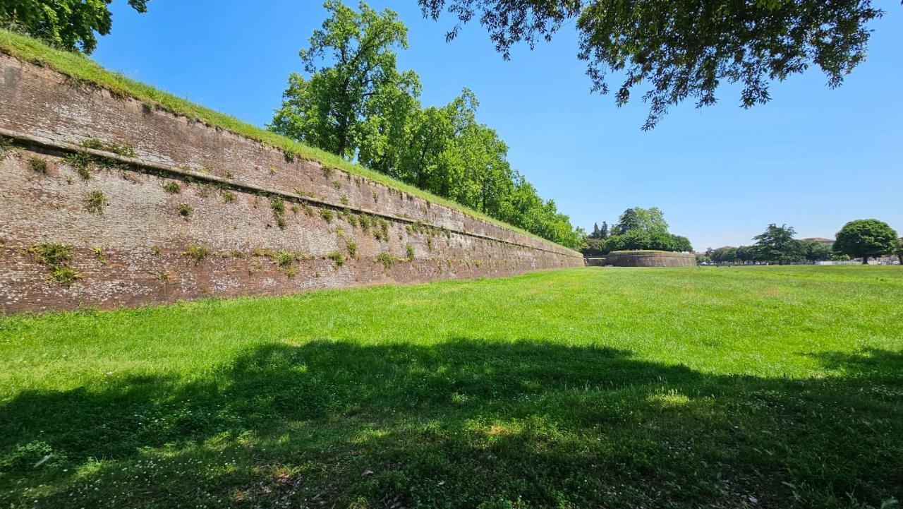 Lucca Walls Dream - Air Cond - Wi-Fi - Panoramic In Front Of The Historical Walls - Экстерьер фото