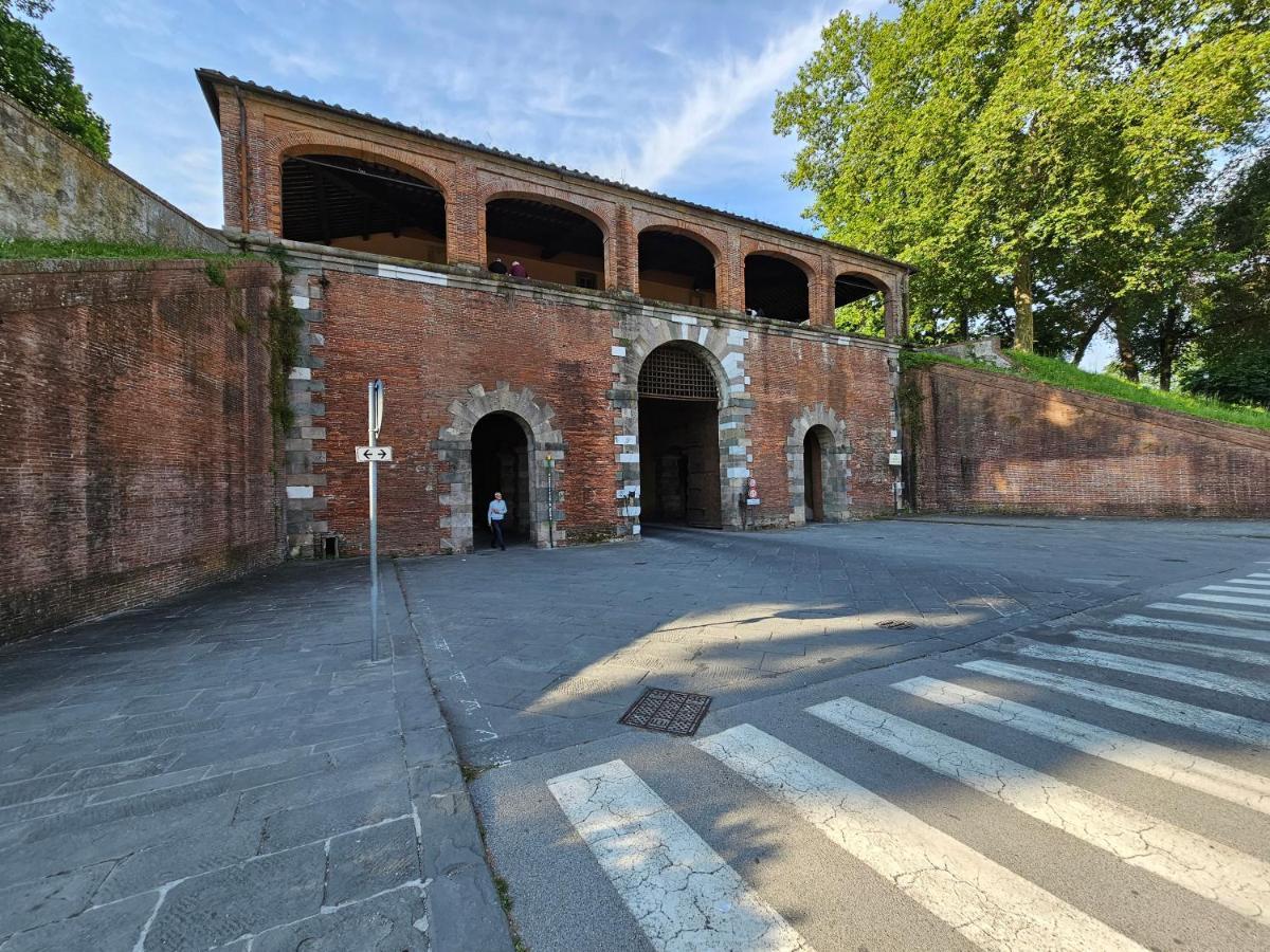 Lucca Walls Dream - Air Cond - Wi-Fi - Panoramic In Front Of The Historical Walls - Экстерьер фото